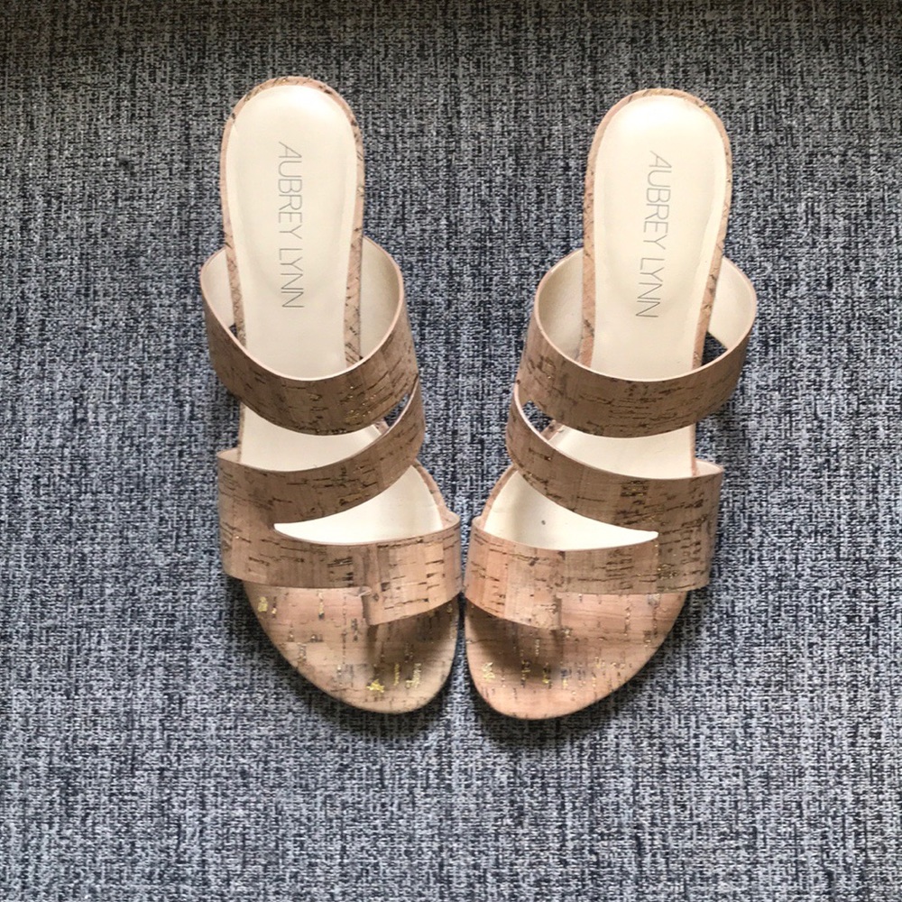 AUBREY LYNN single toe 1” sandals